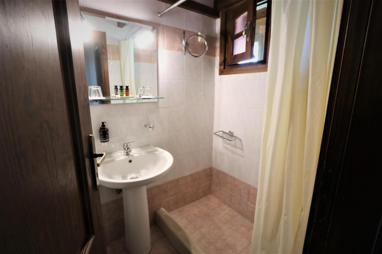 Vateri Hotel Limni  Bagian luar foto