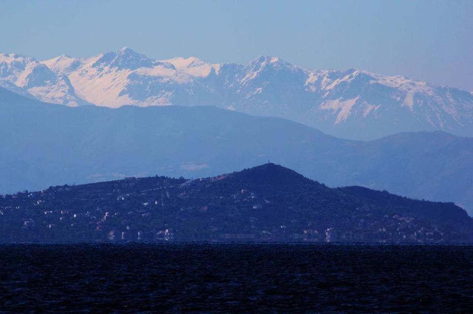 Vateri Hotel Limni  Bagian luar foto