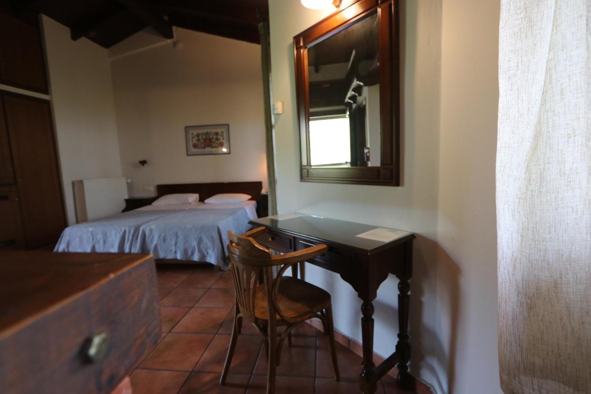 Vateri Hotel Limni  Bagian luar foto